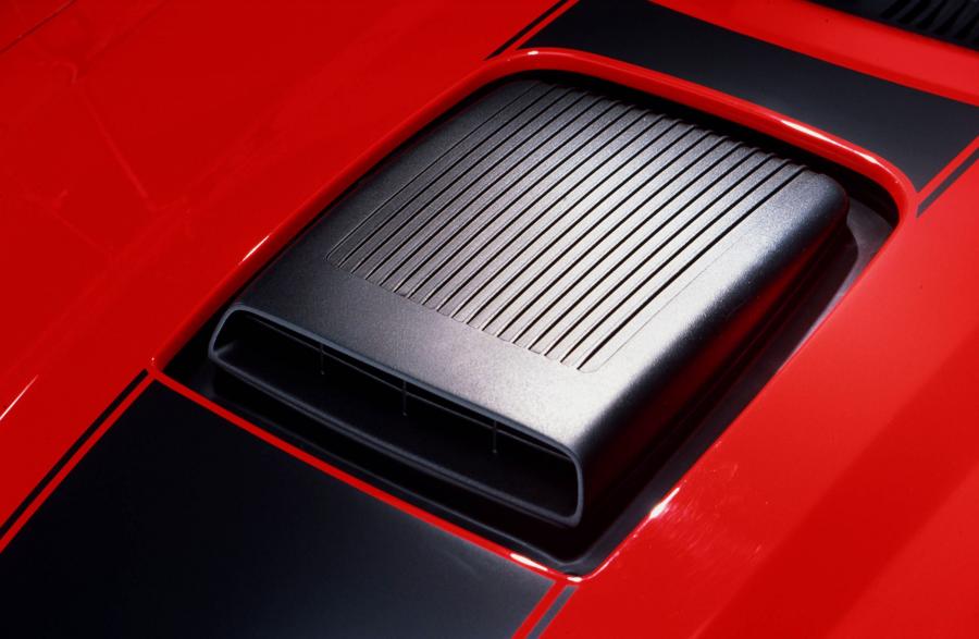 Детали экстерьера Ford Mustang Mach I 2003 года  (фото 12 из 25)